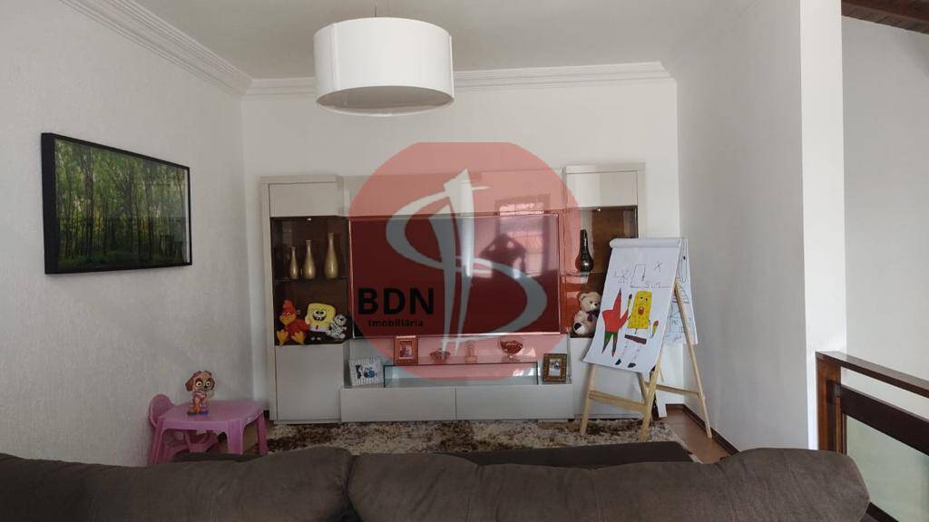 Casa à venda com 3 quartos, 117m² - Foto 9