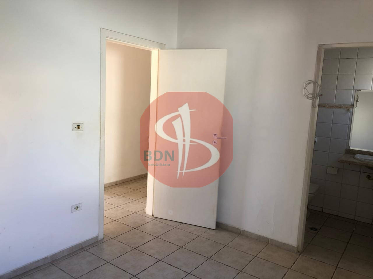 Casa à venda e aluguel com 4 quartos, 210m² - Foto 6