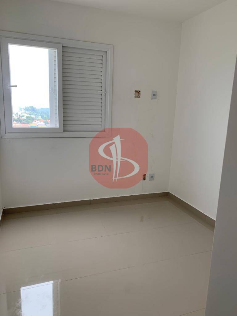 Apartamento à venda com 2 quartos, 75m² - Foto 13