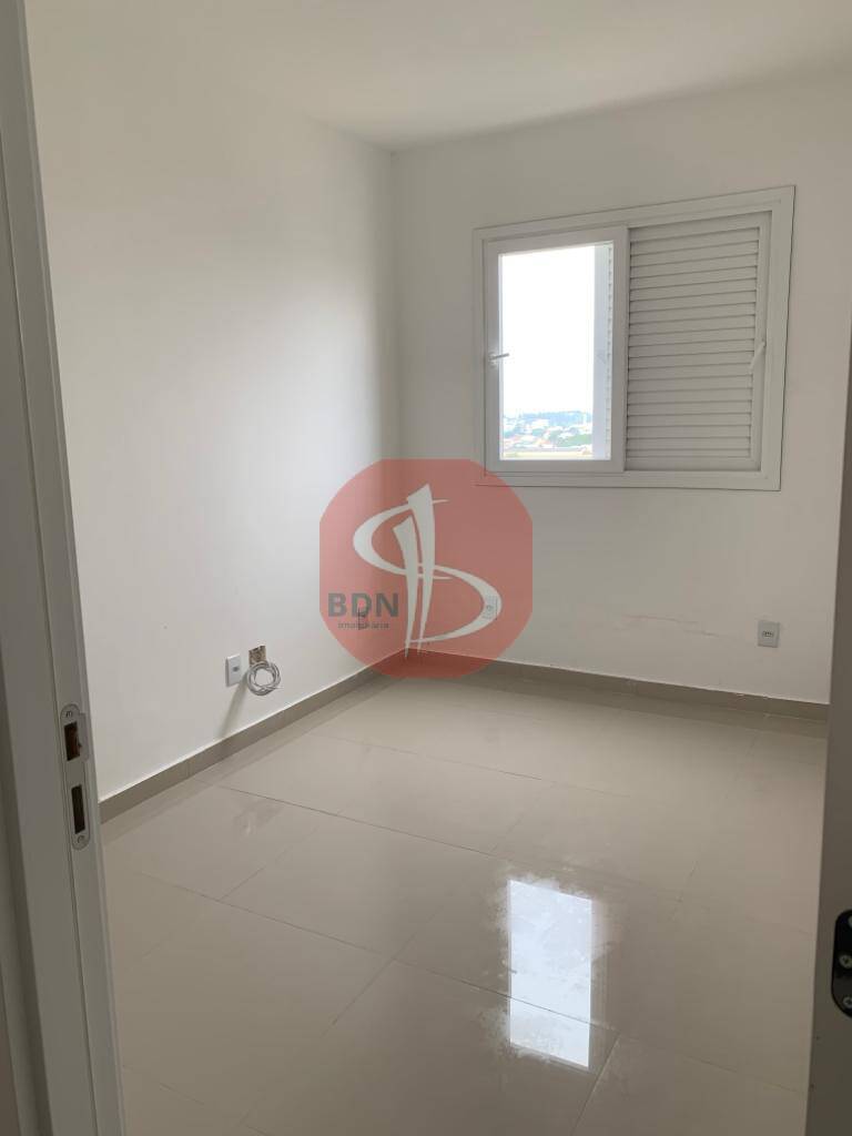 Apartamento à venda com 2 quartos, 75m² - Foto 11