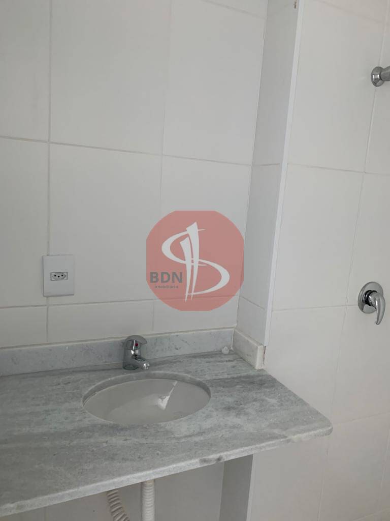 Apartamento à venda com 2 quartos, 75m² - Foto 18