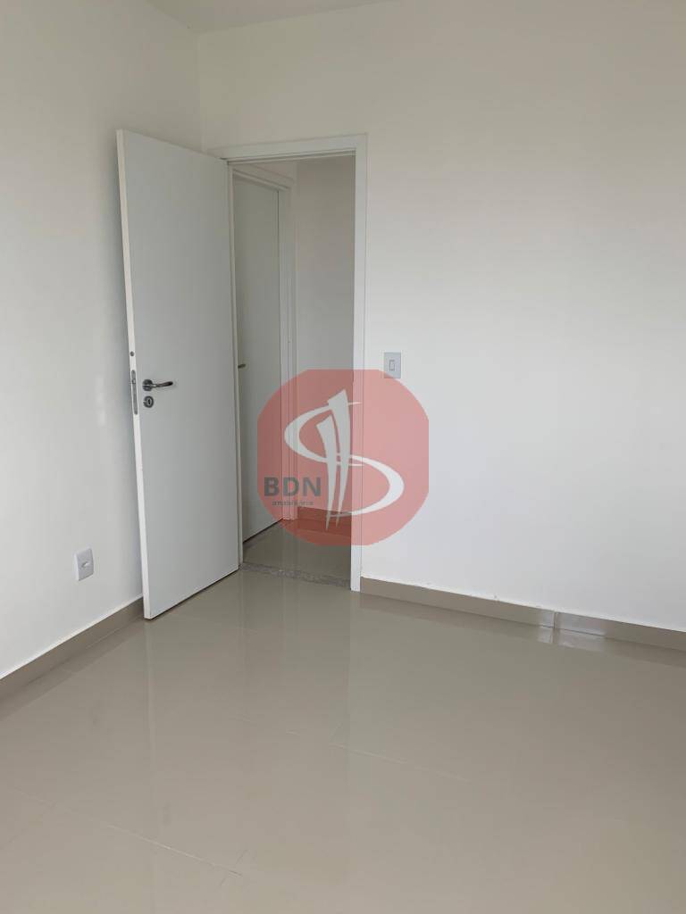 Apartamento à venda com 2 quartos, 75m² - Foto 17