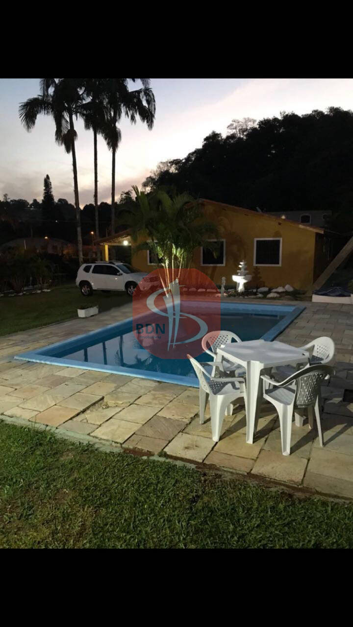 Fazenda à venda com 4 quartos, 1680m² - Foto 3