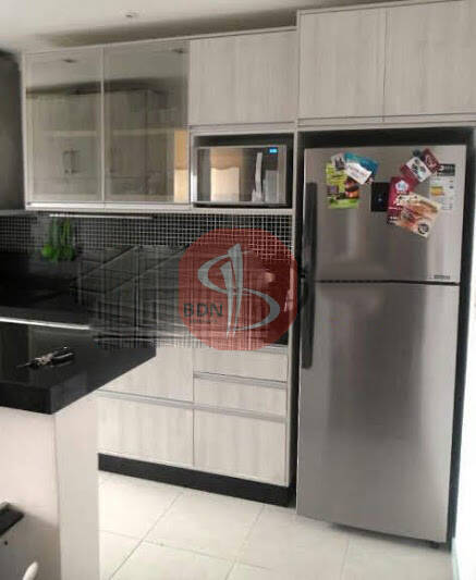 Apartamento à venda com 2 quartos, 68m² - Foto 1