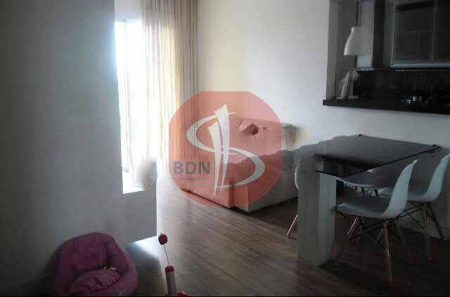 Apartamento à venda com 2 quartos, 68m² - Foto 2