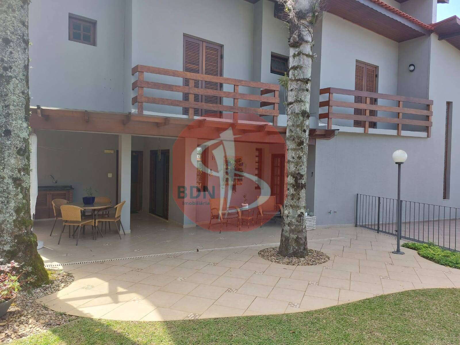 Casa à venda com 4 quartos, 600m² - Foto 45