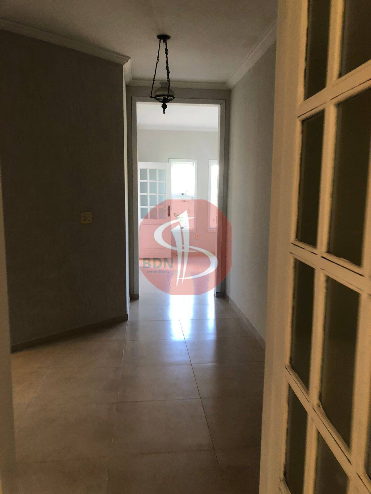 Casa à venda com 2 quartos, 420m² - Foto 10