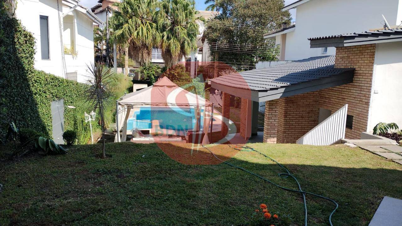 Casa à venda e aluguel com 3 quartos, 600m² - Foto 11