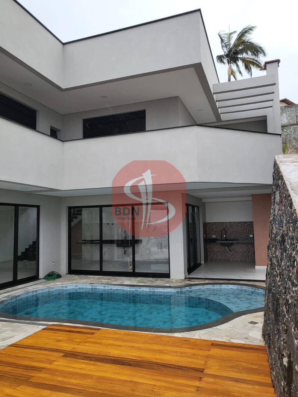 Casa à venda com 3 quartos, 355m² - Foto 19