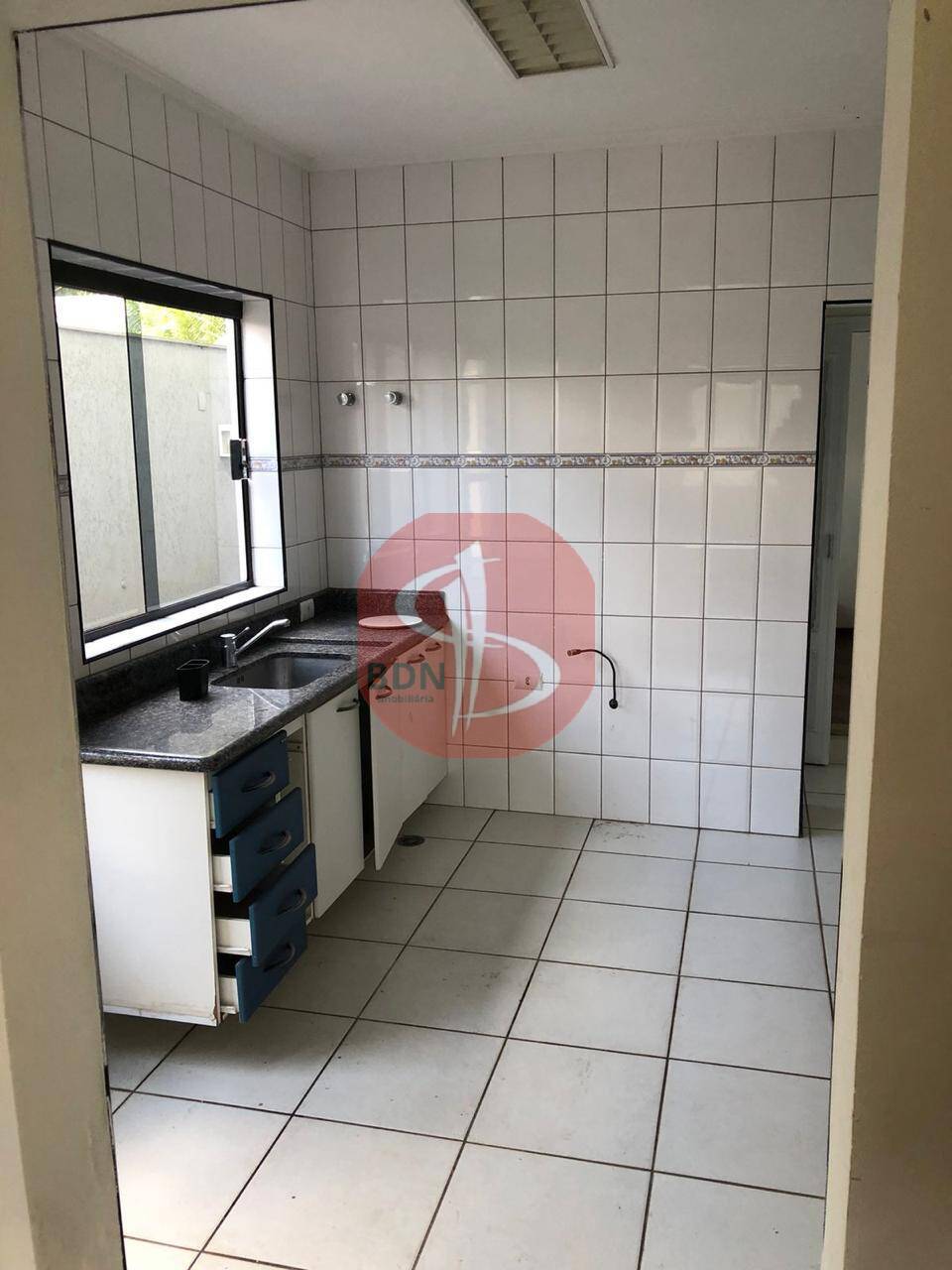 Casa à venda com 5 quartos, 300m² - Foto 17