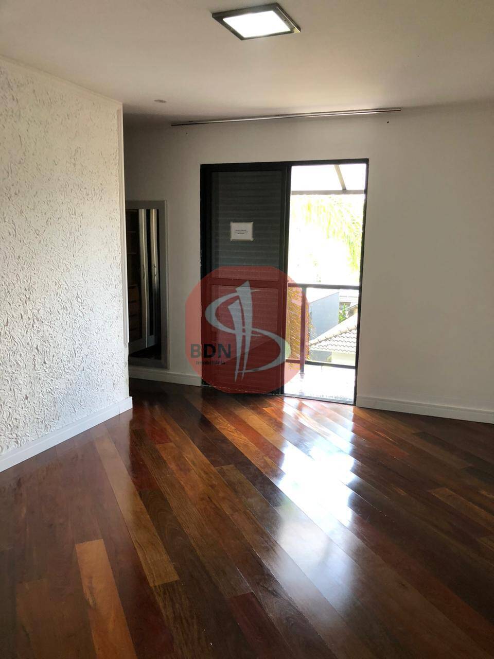 Casa à venda com 5 quartos, 300m² - Foto 26